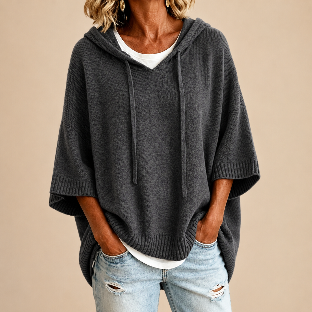 Céleste | Poncho en maille à capuche et manches trois-quarts