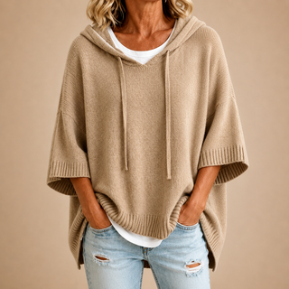 Céleste | Poncho en maille à capuche et manches trois-quarts